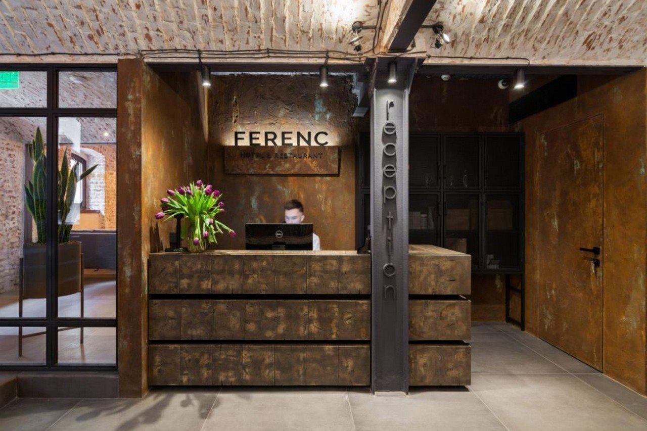 Ferenc Hotel & Restaurant Lviv Exterior foto