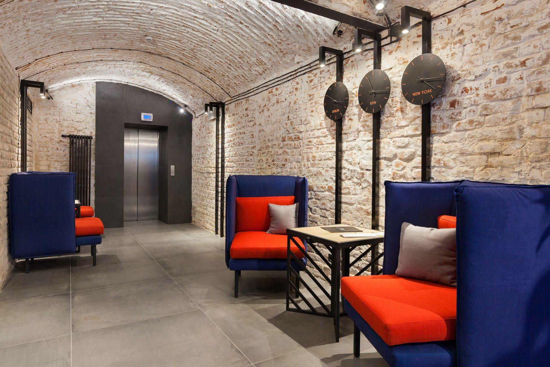 Ferenc Hotel & Restaurant Lviv Exterior foto