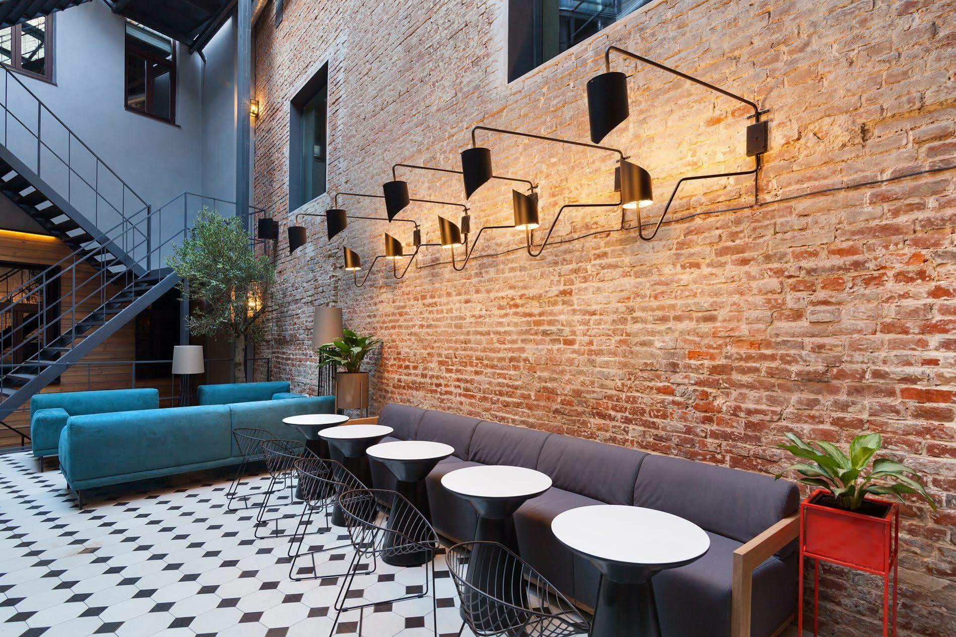 Ferenc Hotel & Restaurant Lviv Exterior foto